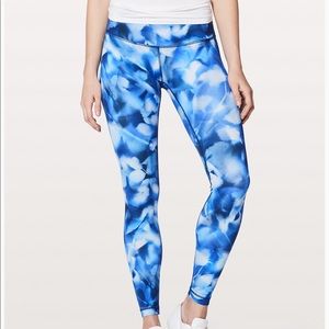 lululemon athletica Pants - BRAND NEW LULULEMON WUNDER UNDER lululemon athletica Pants - BRAND NEW LULULEMON WUNDER UNDER